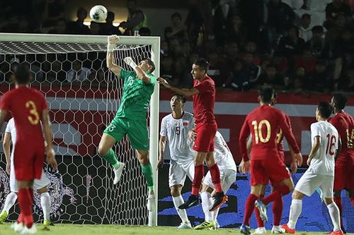 Vòng loại World Cup 2022: 'Vết gợn' nhỏ nơi hàng phòng ngự đội tuyển Việt Nam