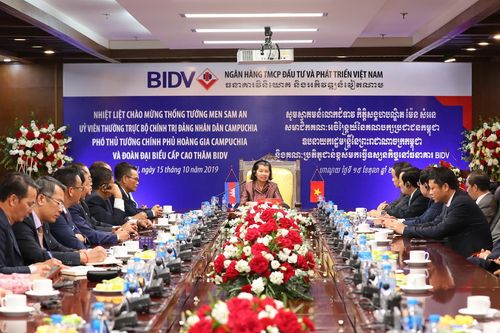 Phó Thủ tướng Campuchia: BIDV đóng góp tích cực vào phát triển KTXH của Campuchia