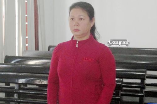 Giả giấy tờ 'cắm nhà'... người!