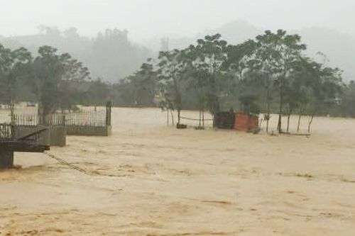 Đang gia tăng bão lũ về cuối năm