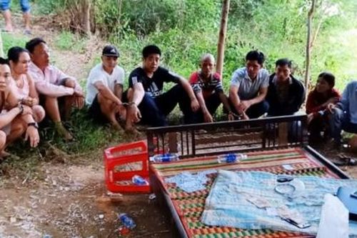 Quảng Nam: Bắt 10 đối tượng đánh xóc đĩa ở ven sông Vu Gia