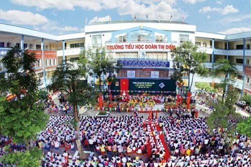 Trường học khốn đốn vì Viwasupco đột ngột cắt nước