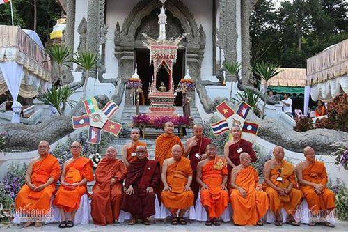 53 nhà sư hành hương qua 5 quốc gia kêu gọi sống vì hòa bình, tôn trọng lẫn nhau