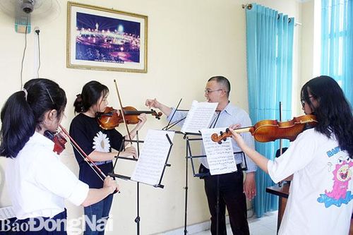 Linh hoạt trong đào tạo nghệ thuật