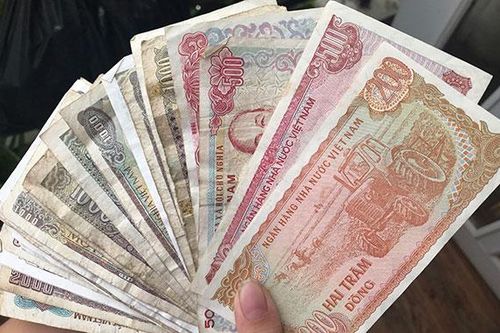 Siêu thị 'quên' trả tiền lẻ cho khách