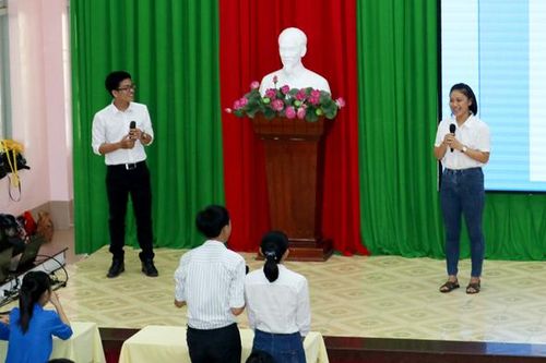Phát động phong trào học ngoại ngữ trong nhà trường