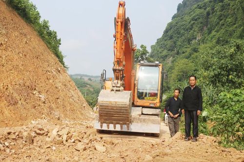 Một đảng viên người Mông năng động