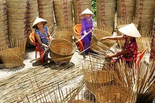 Còn nhiều bất cập trong phát huy nghệ thuật thủ công truyền thống