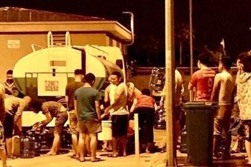 Công ty Nước sạch Hà Nội nhận trên 2000 cuộc điện thoại xin hỗ trợ cấp nước