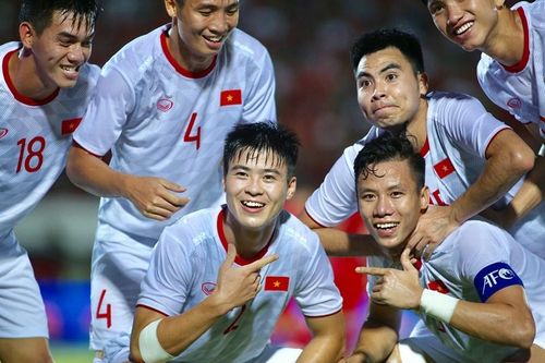 Tuyển Việt Nam sau chiến thắng trước Indonesia: Tự tin nhưng vẫn cần chỉnh sửa