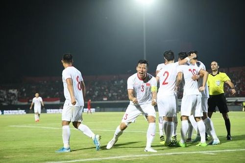 Vòng loại World Cup: Việt Nam đủ mạnh để tranh ngôi nhất bảng G với UAE, Thái Lan