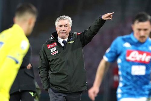 Napoli sa sút ngay đầu mùa: Chuyện gì đang xảy ra?