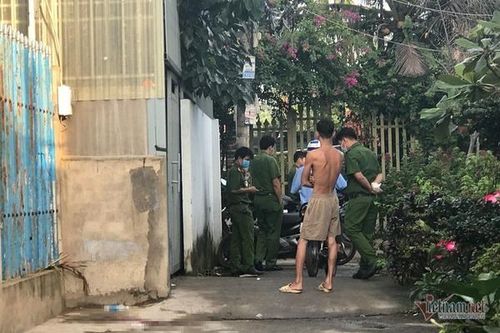 Sau tiếng súng người đàn ông chết gục ở Sài Gòn, nhóm bạn kéo nhau đi