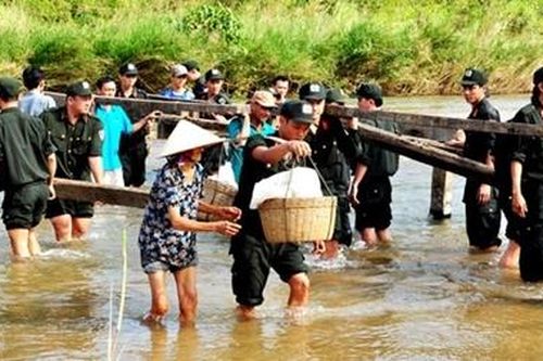 Tôn trọng quyền giám sát của người dân