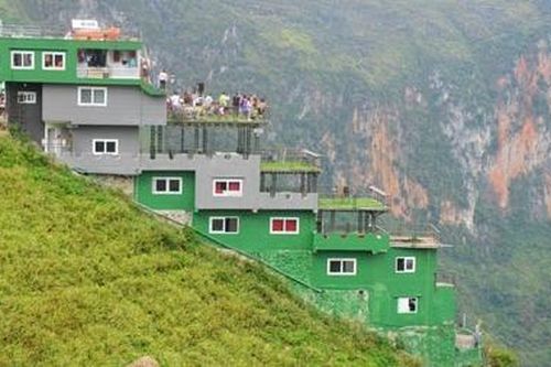 Làm sao có thể quen...'ăn sạn'?