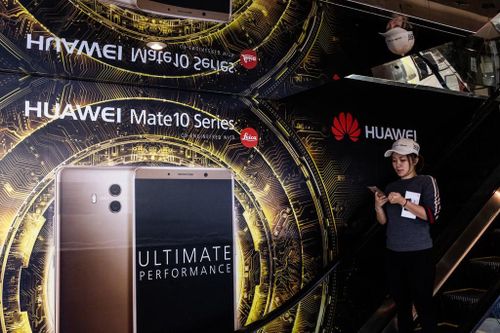 Bất chấp lệnh trừng phạt của Mỹ, doanh số bán hàng của Huawei vẫn tăng trưởng đầy ngoạn mục