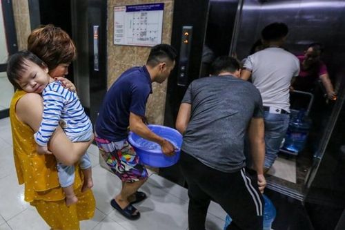 Bà bầu 'tháo chạy' vì nước bẩn