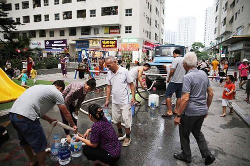 Sẽ xét nghiệm miễn phí cho người dân Hà Nội bị ảnh hưởng bởi sự cố nước sạch sông Đà