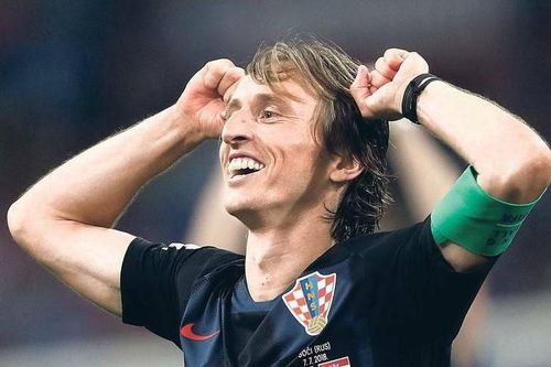 CĐV xứ Wales thành trò cười vì chế nhạo Luka Modric