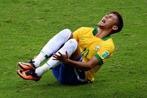 Neymar: 'Tôi ăn vạ để bảo vệ chính mình'