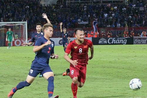 HLV Akira Nishino gửi lời thách thức đến ĐT Việt Nam