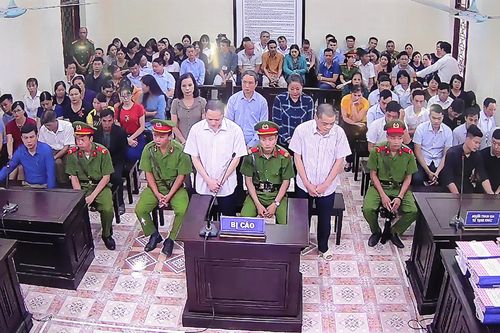 Tiếp tục xét xử sơ thẩm vụ án gian lận điểm thi tại Hà Giang: Đề nghị mức án cao nhất 9 năm tù