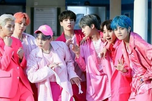 BTS nhận lời cảm ơn đặc biệt trong phiên bản mới của cuốn sách 'Map of the Soul: Persona'