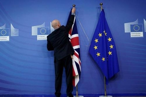 EU thông qua thỏa thuận Brexit mới