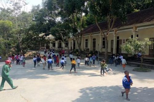 Nghệ An: Hiệu phó trường tiểu học xin nghỉ phép để đi cai nghiện