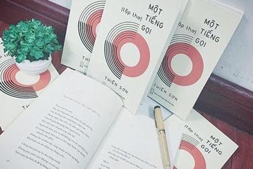 Thơ của một người 'đi lạc'
