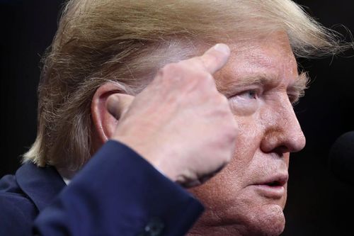 Ông Trump tuyên bố 'sốc' về chiến sự ở Syria: 'Cứ để chúng đánh lộn, sau đó mới kéo chúng ra'