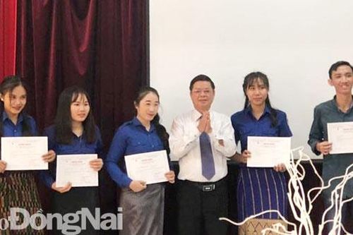 Thêm 11 lưu học sinh Lào - Campuchia học tập tại Đồng Nai