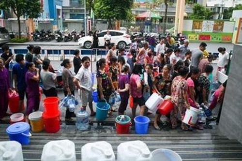 Khổ như người dùng nước sạch sông Đà!