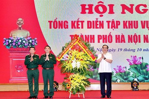 Bí thư Thành ủy Hà Nội: Phải chú trọng nhiệm vụ quốc phòng, an ninh trong tình hình mới
