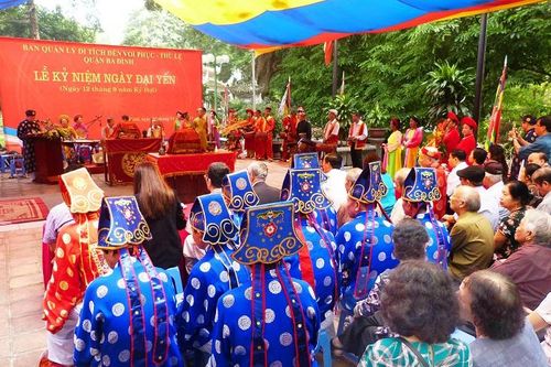 Lễ hội đại yến đền Voi Phục