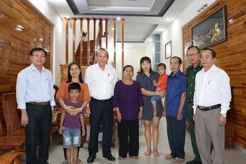 Phó Thủ tướng Thường trực: Cán bộ phải gần dân, sát dân, không ngại đối thoại với dân