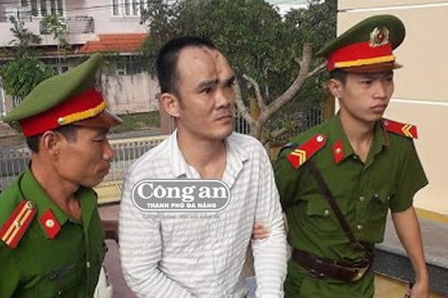 Móm, Rắc 'lí lắc' xe công