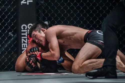 Cao thủ judo ra đòn 'siêu dị' hạ gục đối thủ sau 54 giây