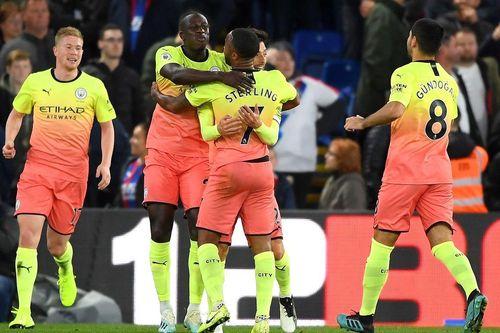 Hạ gục Crystal, Man City tiếp tục bám đuổi Liverpool