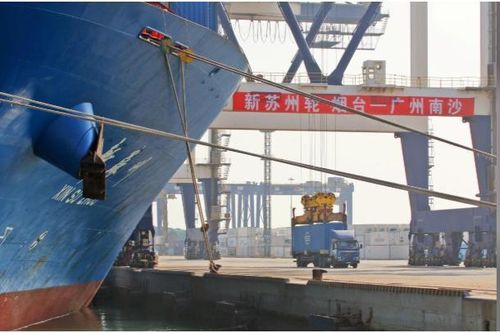 Tăng trưởng kinh tế Trung Quốc xuống thấp kỷ lục trong vòng 30 năm vì đòn áp thuế của Mỹ