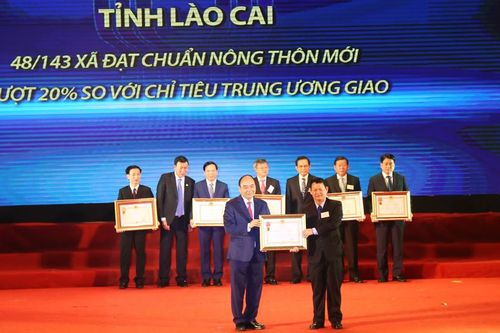 Lào Cai đón nhận Huân chương Lao động hạng Nhất