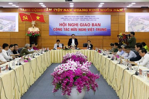Giao ban công tác hữu nghị Việt - Trung