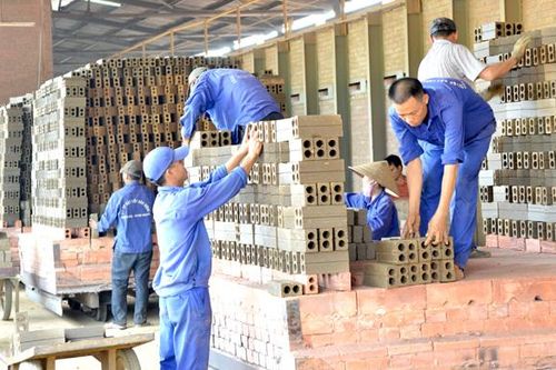 Phấn đấu giá trị sản xuất công nghiệp đạt 15.660 tỷ đồng.