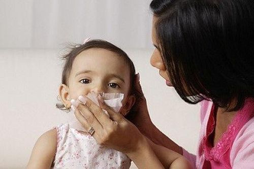 Phát hiện và chữa sớm bệnh lý tai mũi họng giúp con học tốt hơn