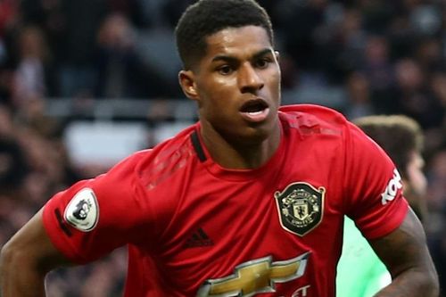 Rashford mở tỷ số cho MU trong pha bóng tranh cãi