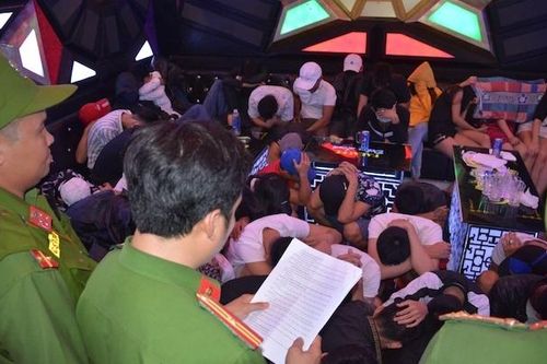68 đối tượng trong karaoke dương tính ma túy
