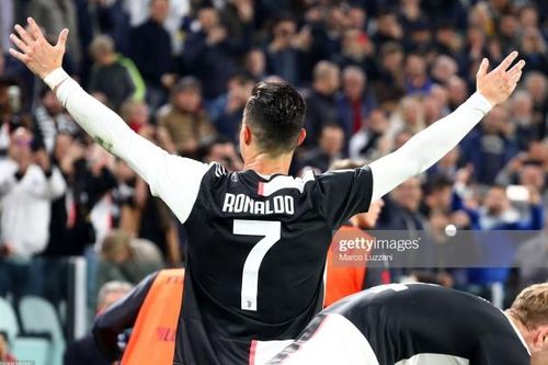 Ronaldo ghi bàn thứ 701, Juventus nối dài mạch chiến thắng