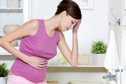 Dấu hiệu cảnh báo nguy hiểm trong thai kỳ bà bầu không nên bỏ qua