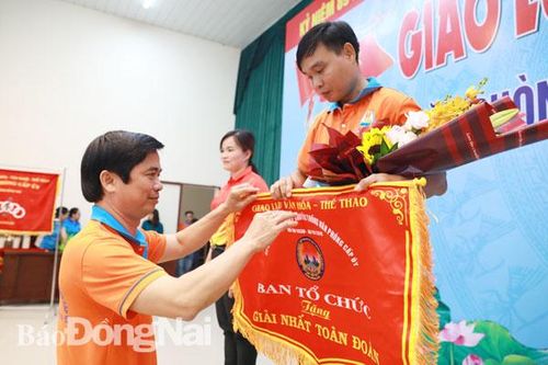 Đảng ủy Quân sự tỉnh hạng nhất toàn đoàn Giao lưu văn nghệ - thể thao các ban Đảng và Văn phòng cấp ủy 2019