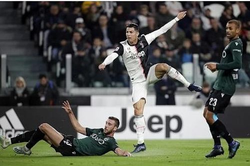 Ronaldo lập công giúp Juventus thắng Bologna